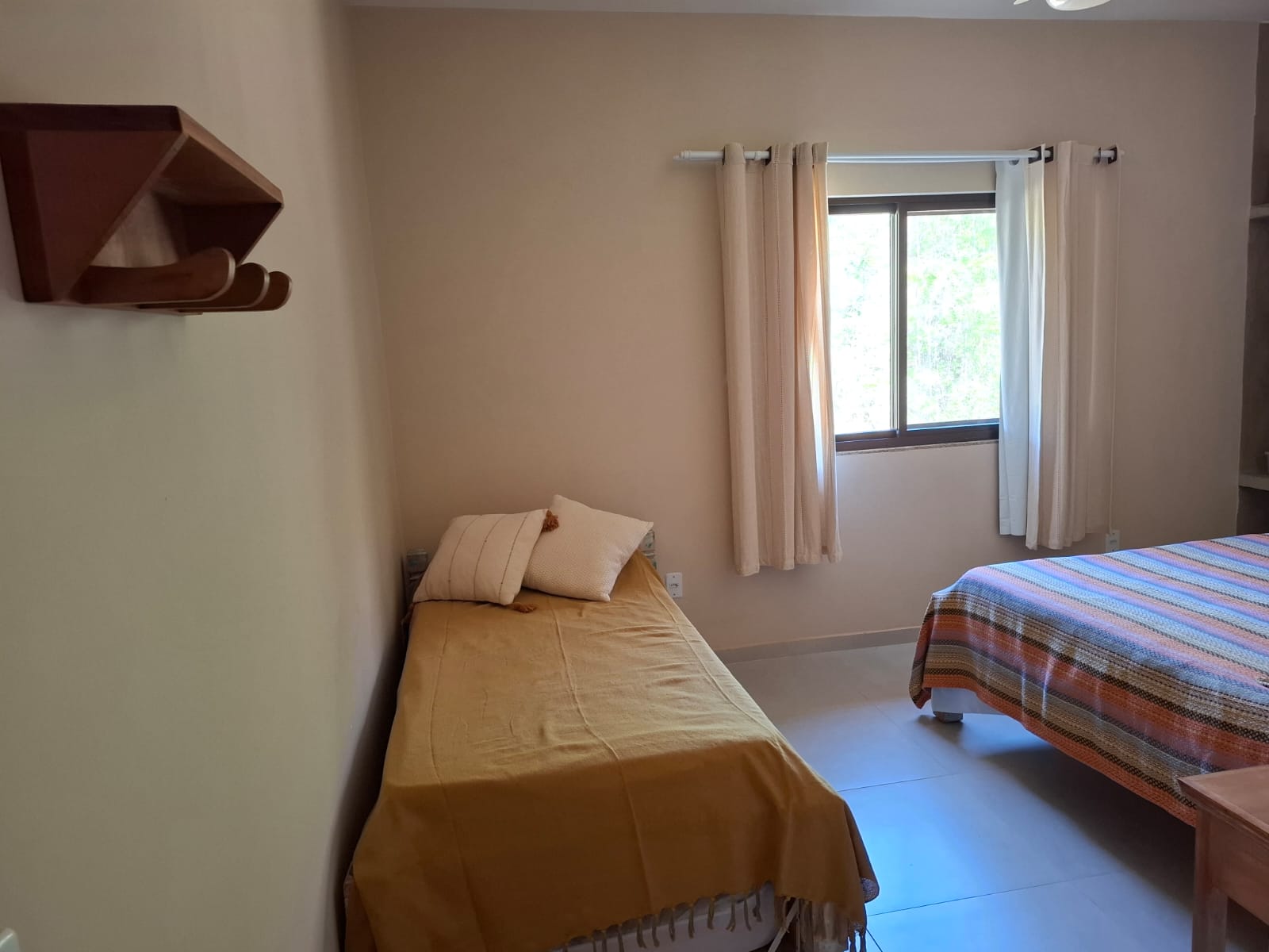 Quarto solteiros